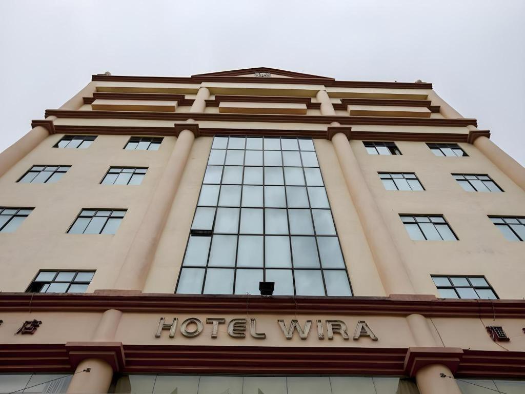 Hotel Zamburger Wira Куала Лумпур Екстериор снимка