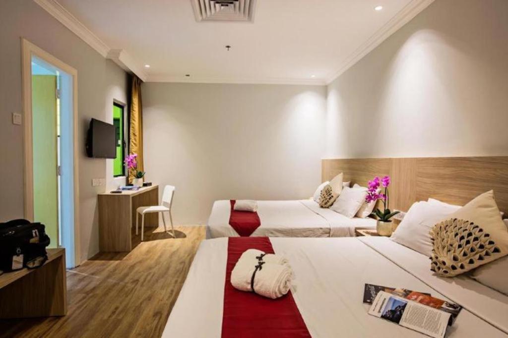 Hotel Zamburger Wira Куала Лумпур Екстериор снимка