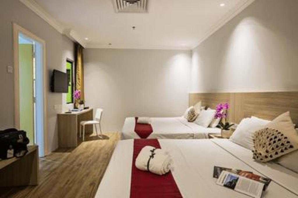 Hotel Zamburger Wira Куала Лумпур Екстериор снимка