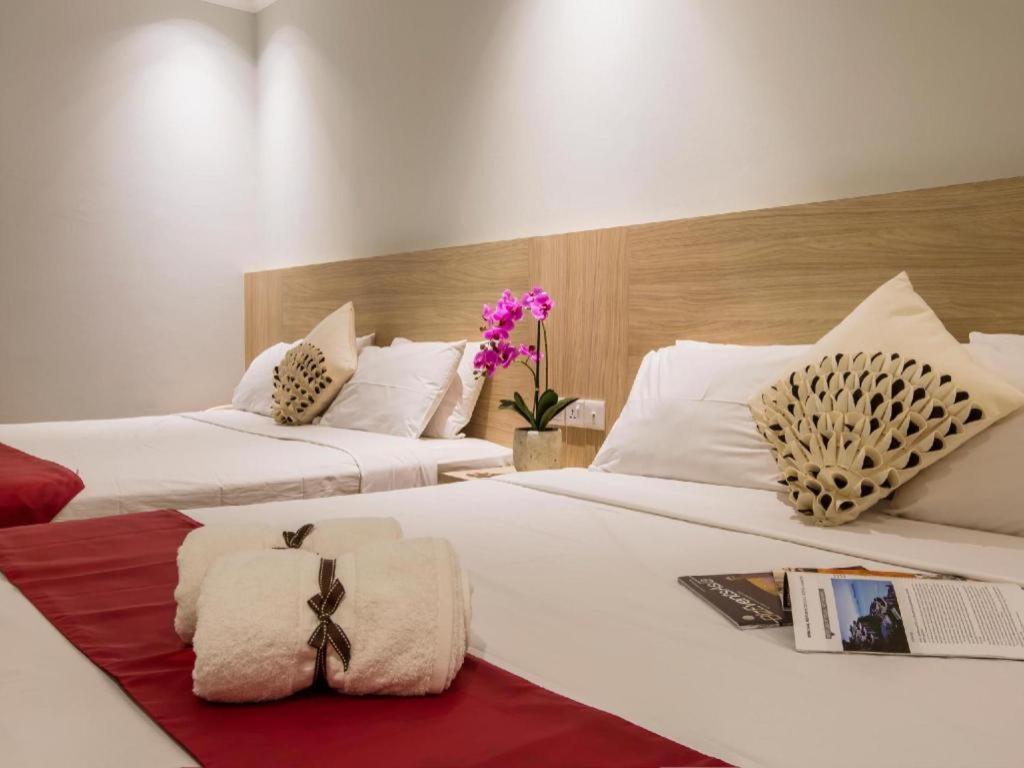 Hotel Zamburger Wira Куала Лумпур Екстериор снимка